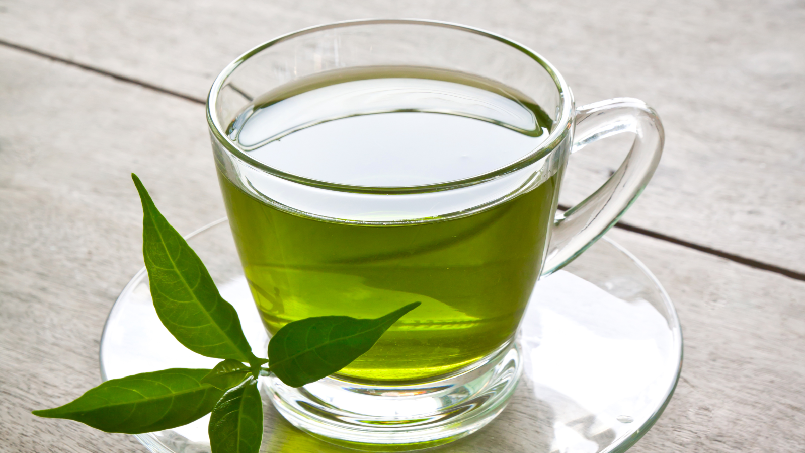 Bir Fincan Mucize: Yeşil Çayın Sağlığınıza Faydaları, © Freepik