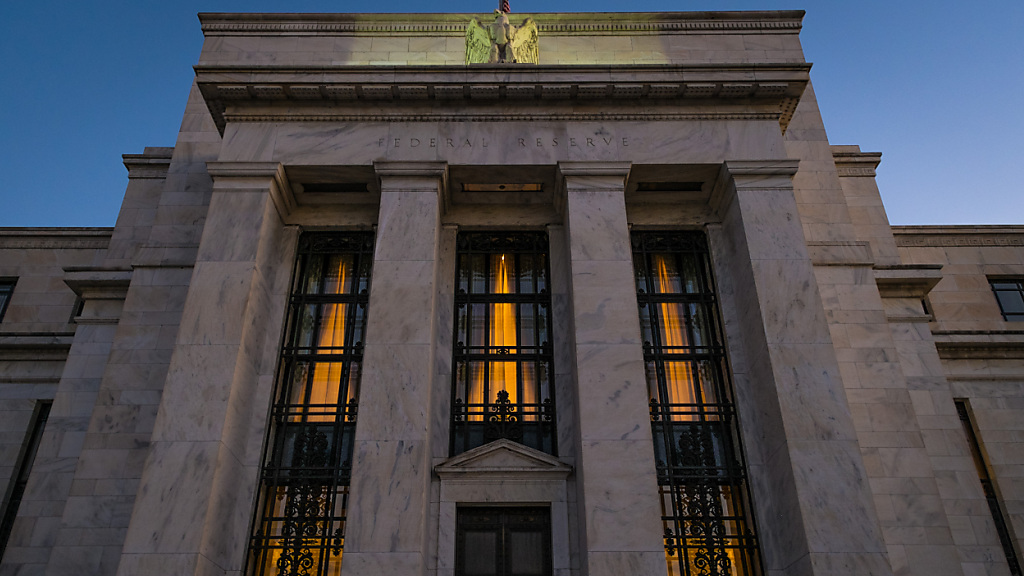 Fed lässt Leitzins auf hohem Niveau, © Keystone/SDA