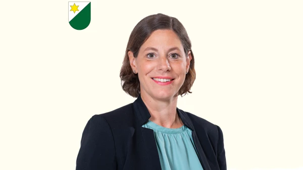 Bettina Petzold-Mähr Bettina Petzold-Mähr