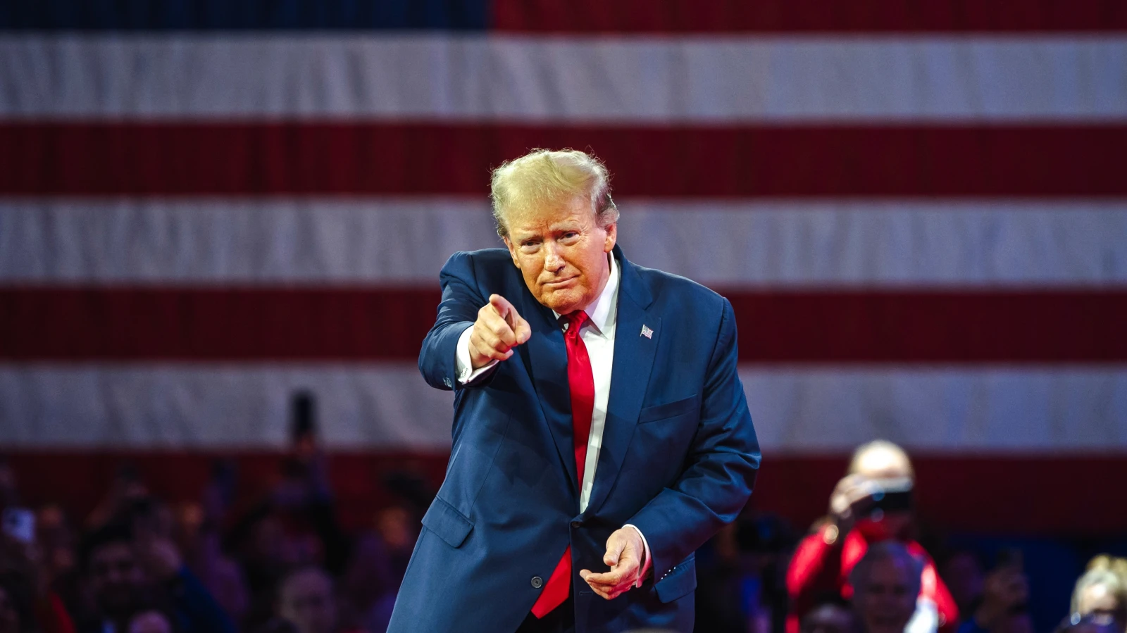 Donald Trump Sosyal Medyaya Geri Döndü!, © shutterstock Donald Trump Sosyal Medyaya Geri Döndü!, © shutterstock
