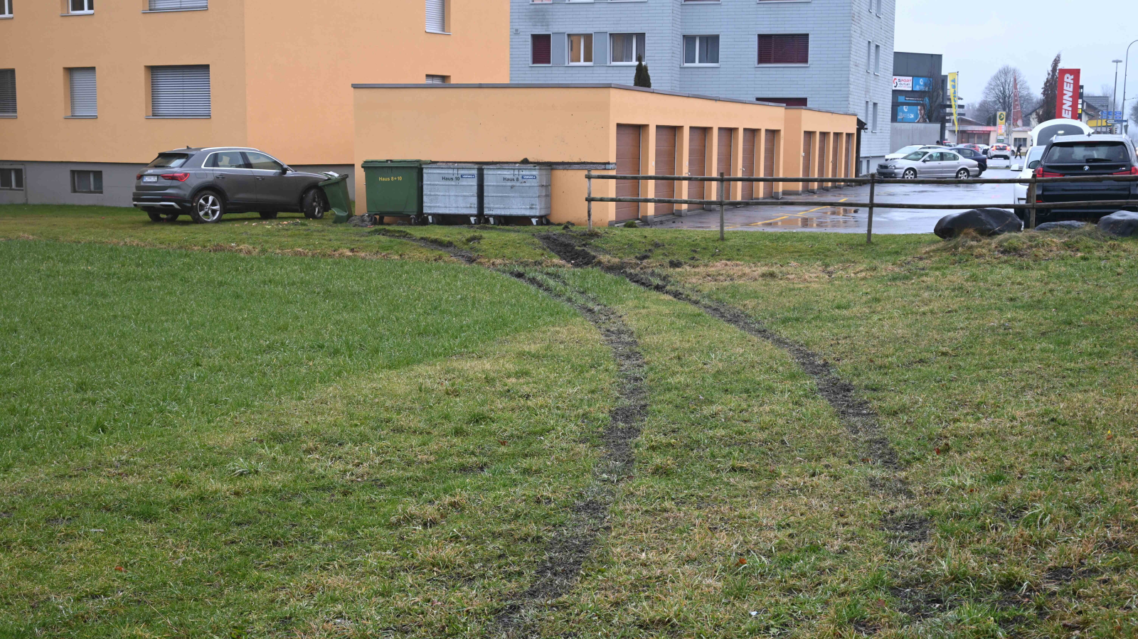 Selbstunfall aufgrund Sekundenschlaf in Haag, © Kantonspolizei St. Gallen