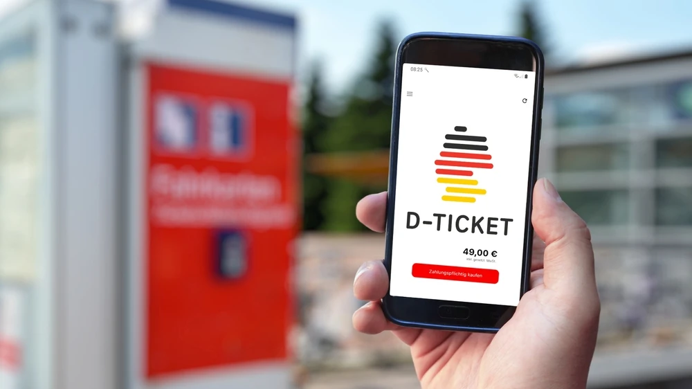 Deutschlandticket’a zam gelebilir!, © Shutterstock Deutschlandticket’a zam gelebilir!, © Shutterstock