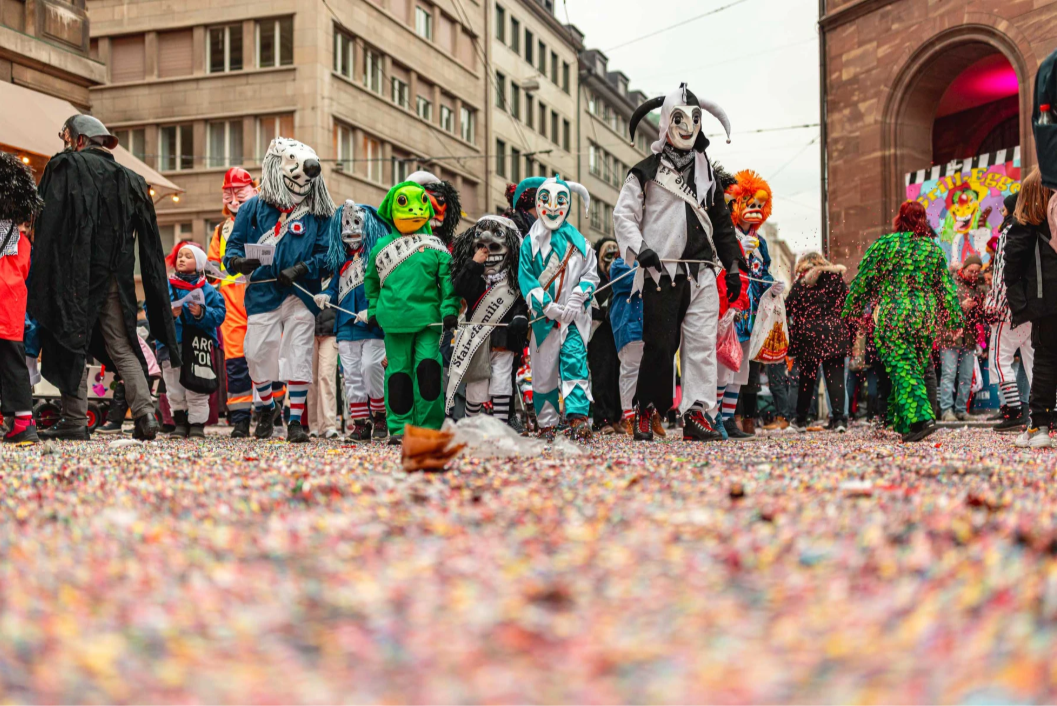 «Z Basel isch wieder Schuelfasnacht!»