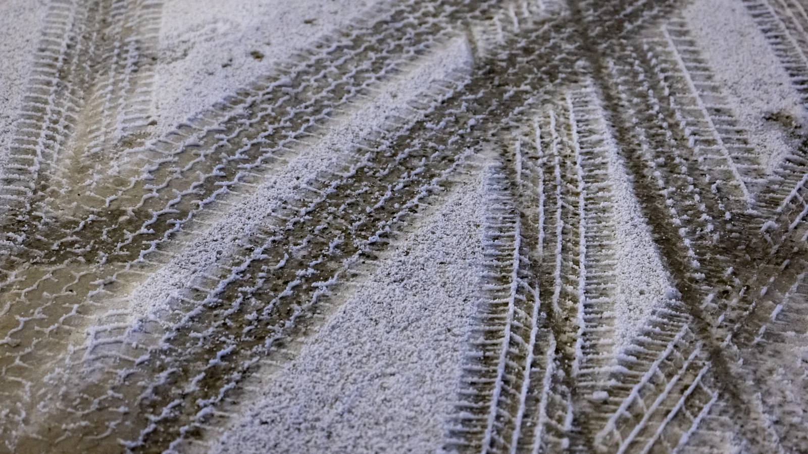 Berlin’e Kış Geri Dönüyor: Kar ve Buzlanma Uyarısı!, © dpa Berlin’e Kış Geri Dönüyor: Kar ve Buzlanma Uyarısı!, © dpa