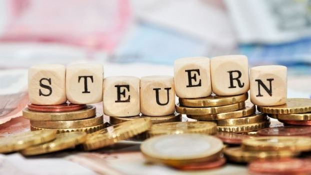 «Die Steuern sind zu hoch», © hkbb.ch