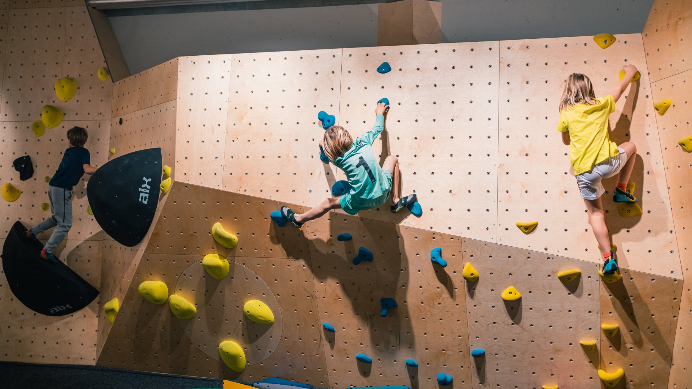 Boulder klettern Kletterhalle Boulderhalle, © Elys Boulderloft