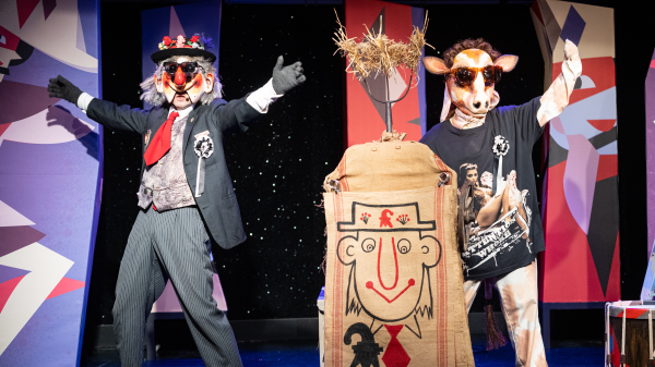 Monarchen, Glamour und Lametta für die Vorfasnacht, © Theater Fauteuil/Mimmo Muscio