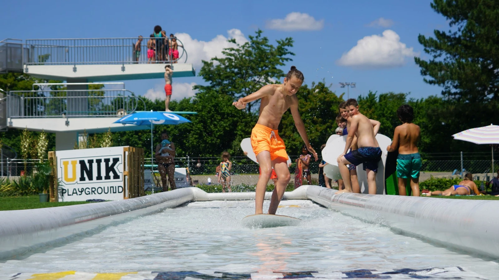 Stabstelle für Sport präsentiert Skimboard-Pool, © ikr Stabstelle für Sport präsentiert Skimboard-Pool, © ikr