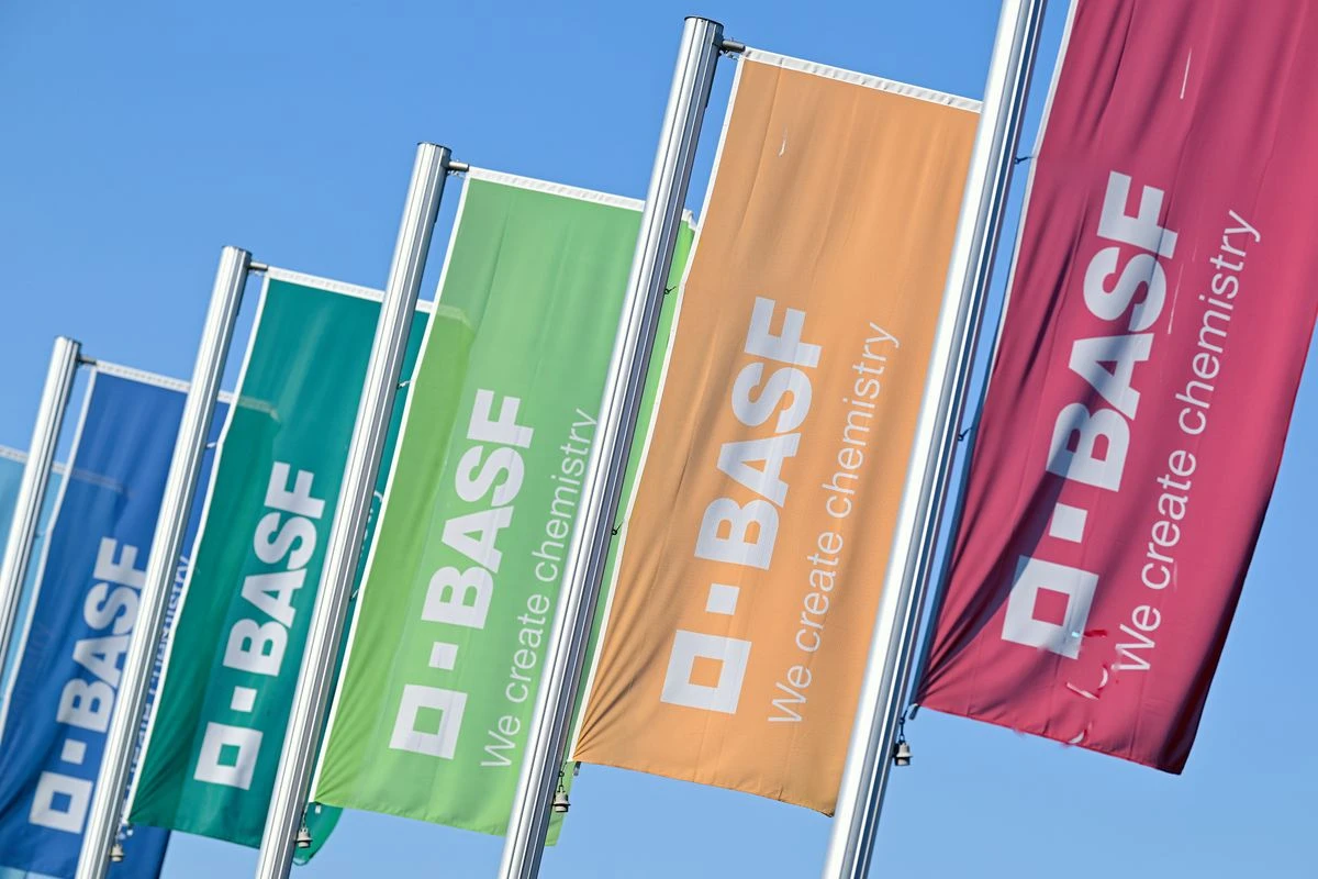 BASF Çin’de yaklaşık 9 milyar euroluk yeni kimya tesisini açıyor, © Uwe Anspach/dpa BASF Çin’de yaklaşık 9 milyar euroluk yeni kimya tesisini açıyor, © Uwe Anspach/dpa