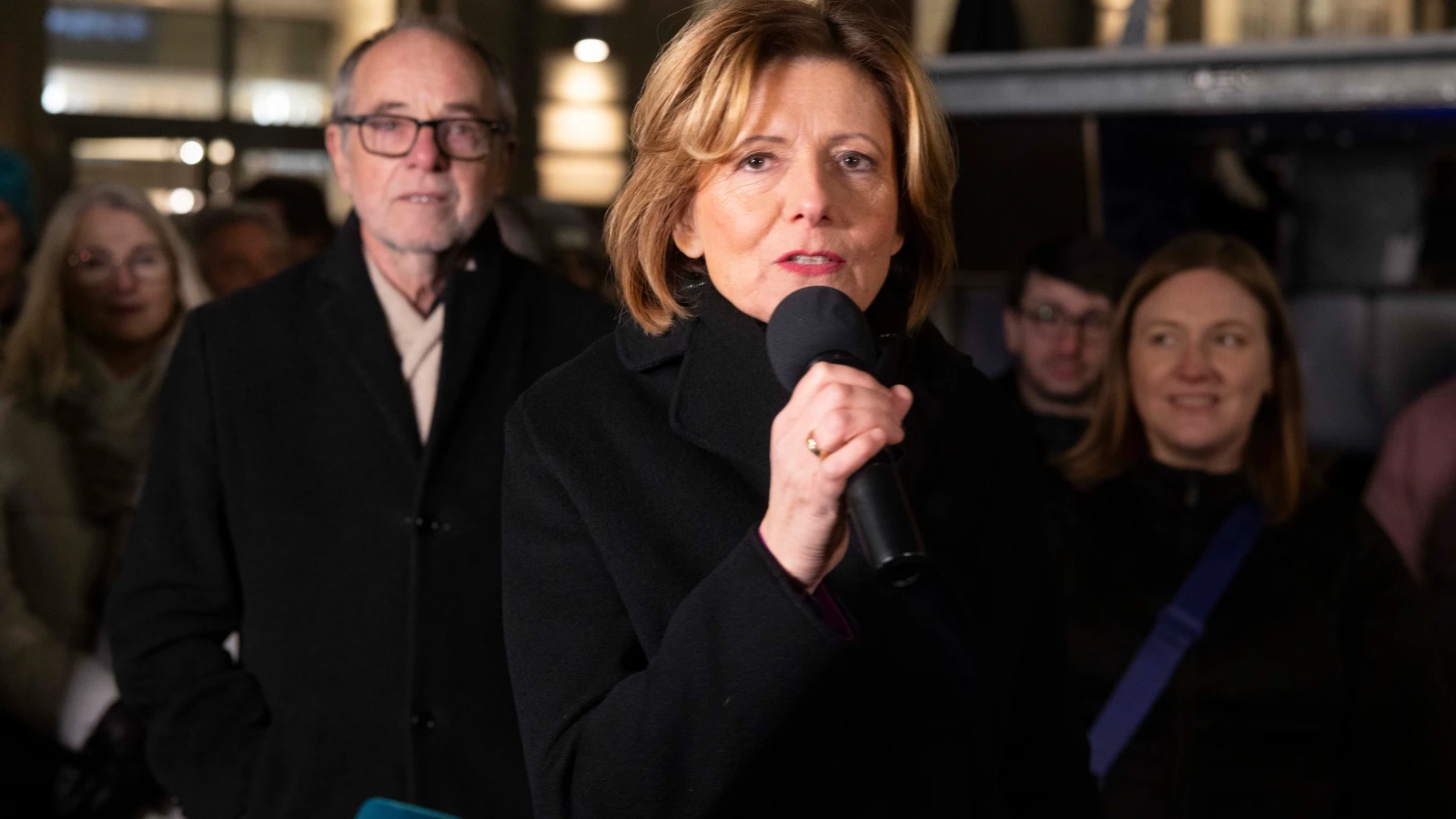 AfD, Eski Eyalet Başbakan Malu Dreyer’i Anayasa Mahkemesine Taşıdı, © dpa AfD, Eski Eyalet Başbakan Malu Dreyer’i Anayasa Mahkemesine Taşıdı, © dpa