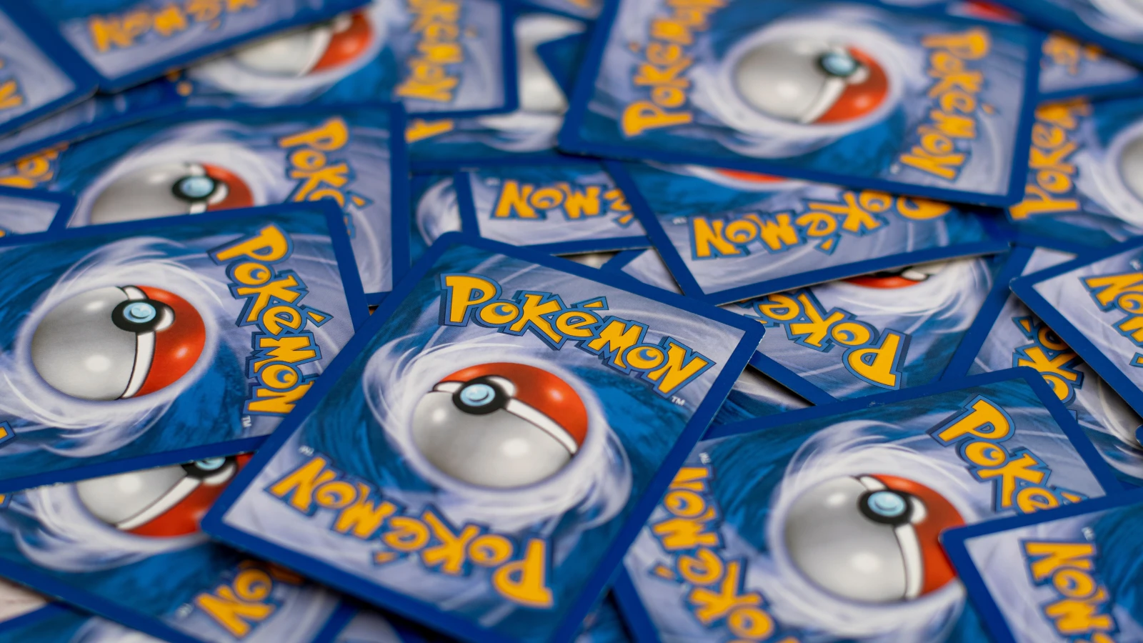 Heidelberg’de 5.000 Euro Değerindeki Pokémon Kartları Çalındı, © shutterstock Heidelberg’de 5.000 Euro Değerindeki Pokémon Kartları Çalındı, © shutterstock