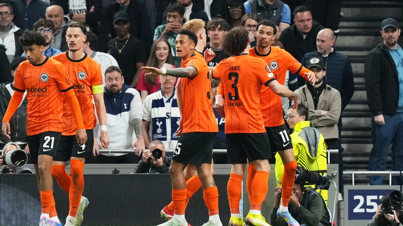 Eintracht Frankfurt ve SV Darmstadt 98’in Kalan Maçları!, © Frank Augstein/AP/dpa Eintracht Frankfurt ve SV Darmstadt 98’in Kalan Maçları!, © Frank Augstein/AP/dpa