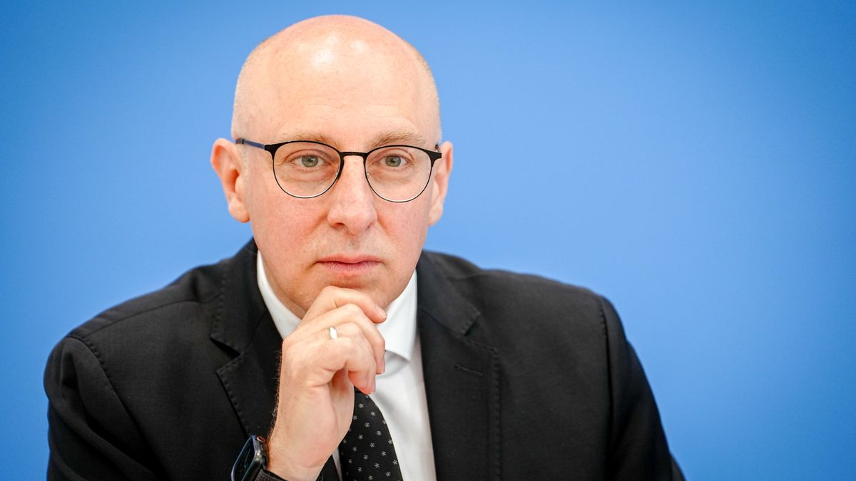 Anayasayı Koruma Daire Başkanı Selen: “Almanya çoklu tehditlerle karşı karşıya”, © Kay Nietfeld/dpa