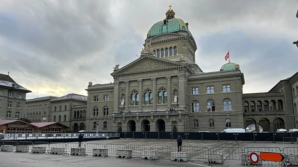 Polizei riegelt Bundeshaus ab , © Symbolbild Polizei riegelt Bundeshaus ab , © Symbolbild