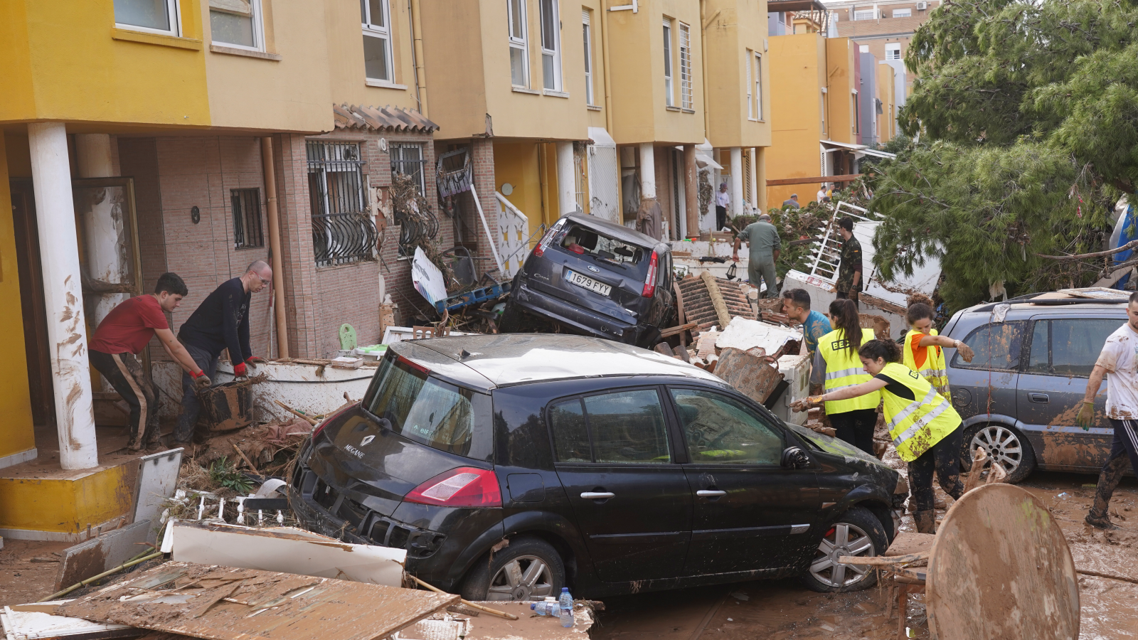 Mehr als 200 Unwetter-Tote in Spanien, © KEYSTONE /AP ALBERTO SAIZ