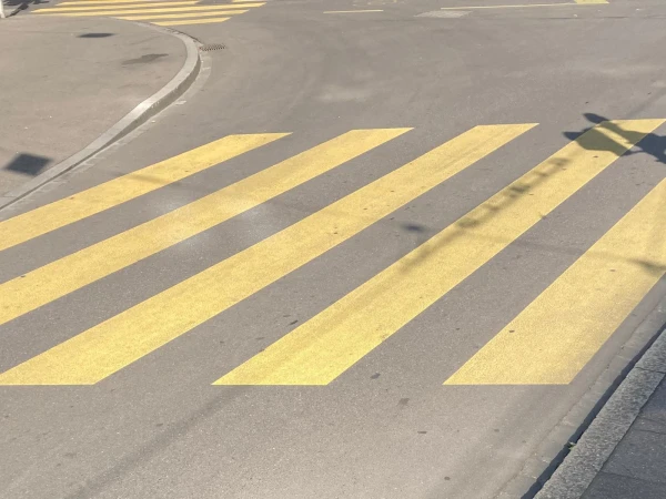 Gelbe Streifen mit Geschichte Gelbe Streifen mit Geschichte