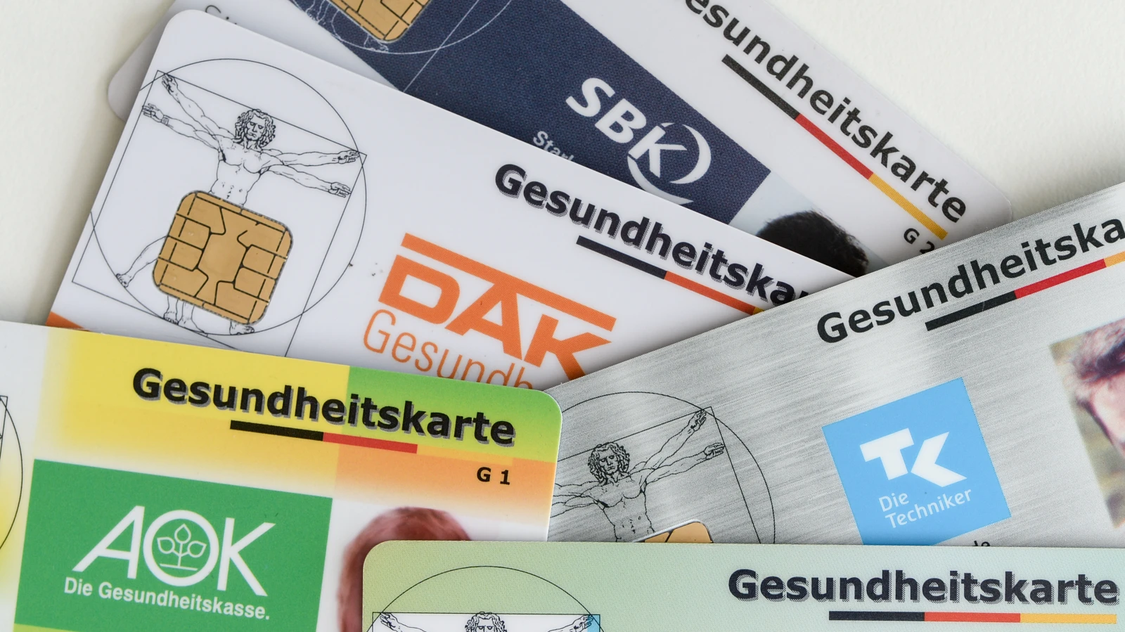 Sağlık Sigortasında Ek Katkı Payı Yüzde 2,9’da Kalacak!, © dpa Sağlık Sigortasında Ek Katkı Payı Yüzde 2,9’da Kalacak!, © dpa