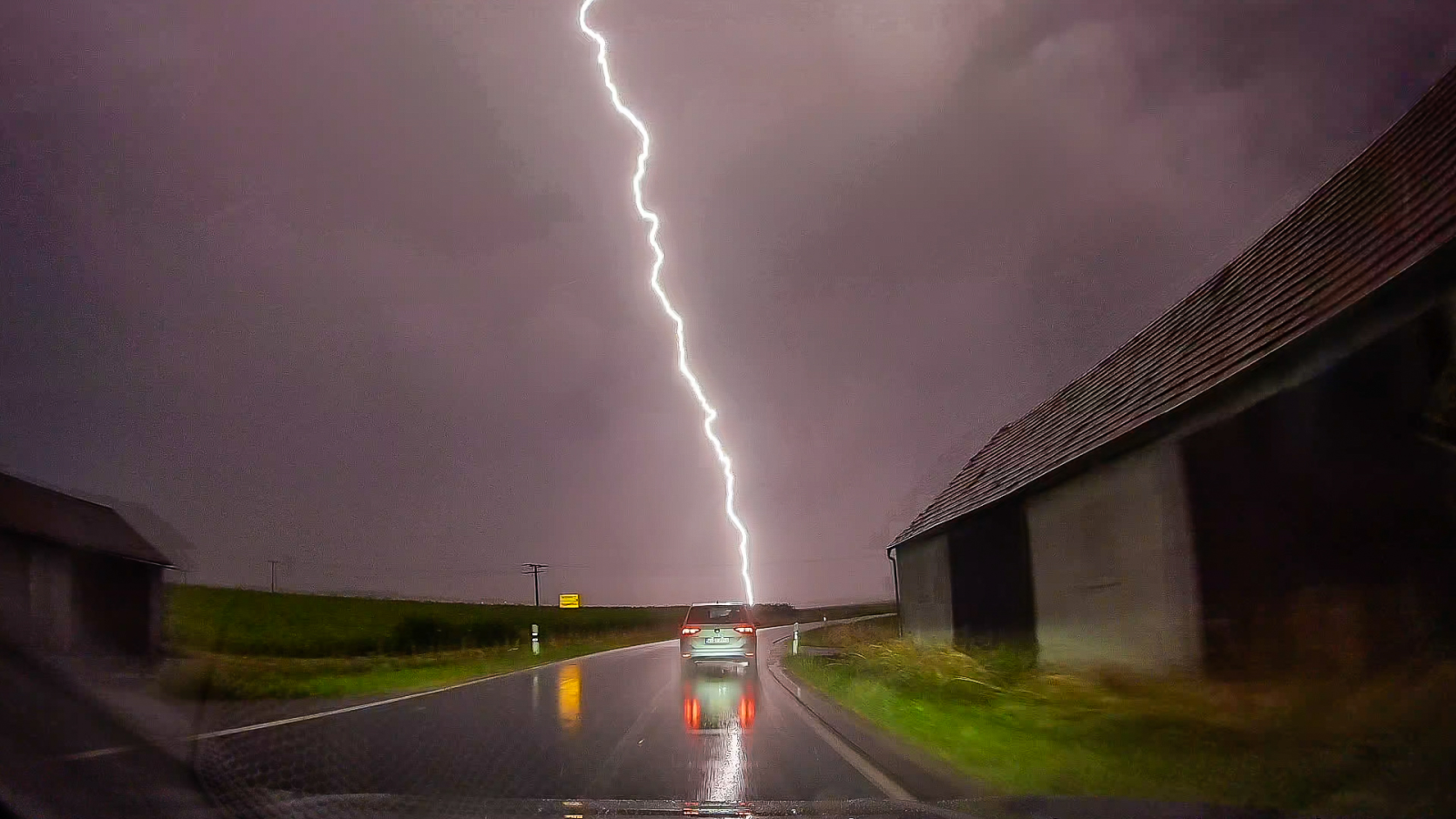 Vaduz spricht 100'000 Franken für Unwetteropfer in der Schweiz, © Keystone / DPA NEWS5 / Ferdinand Merzbach / Symbolbild
