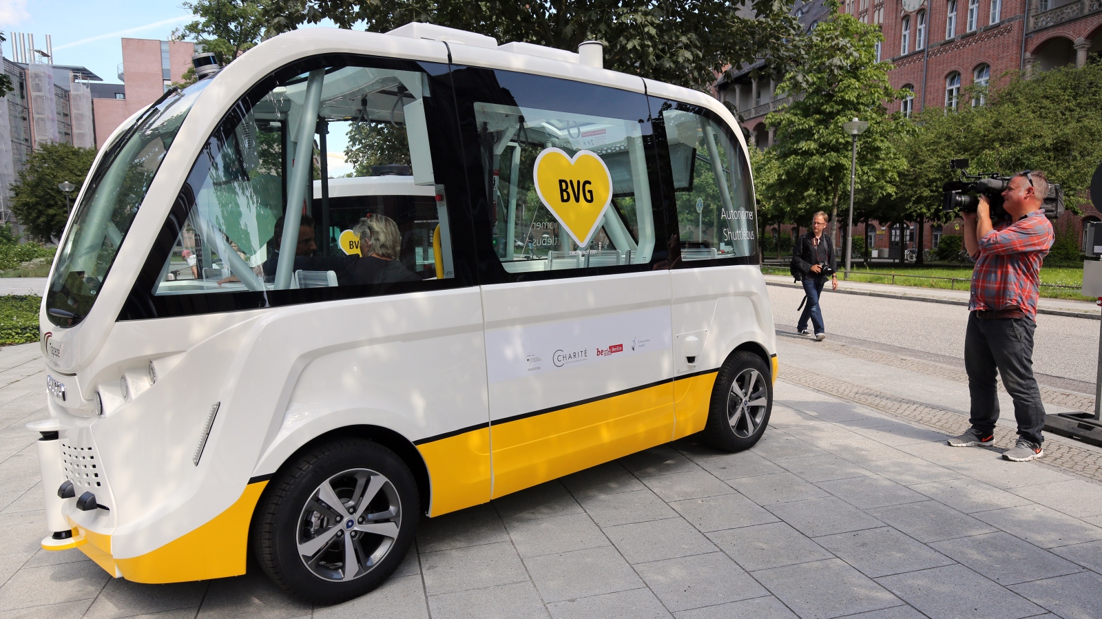 Berlin Caddelerinde 2027’de Otonom Araçlar Hedefi!, © dpa