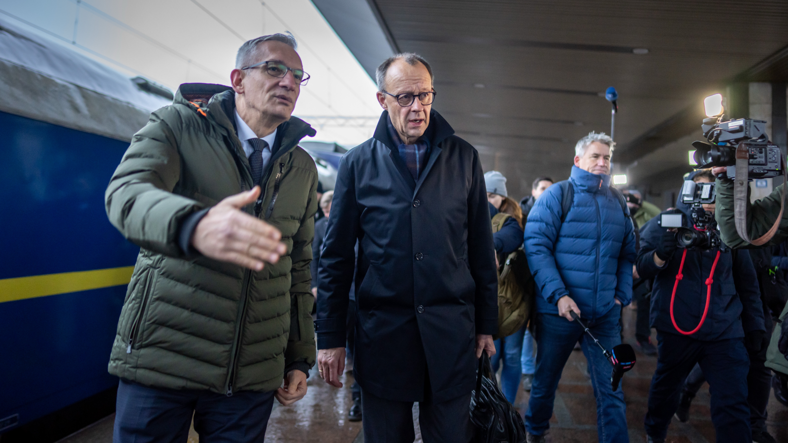 CDU Lideri Merz, Ukrayna'ya Destek Uyarısında Bulundu!, © dpa