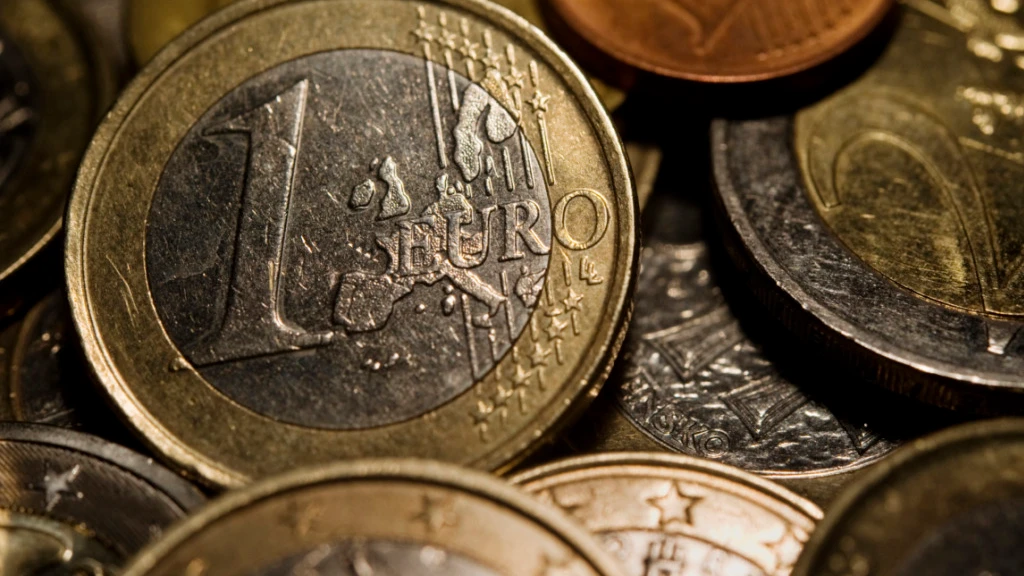 Eurostaaten wollen weniger neue Münzen herstellen, © Keystone/SDA Eurostaaten wollen weniger neue Münzen herstellen, © Keystone/SDA