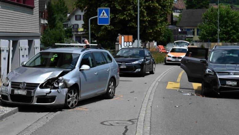 Eine Verletzte nach Unfall in Balgach, © Kantonspolizei St. Gallen