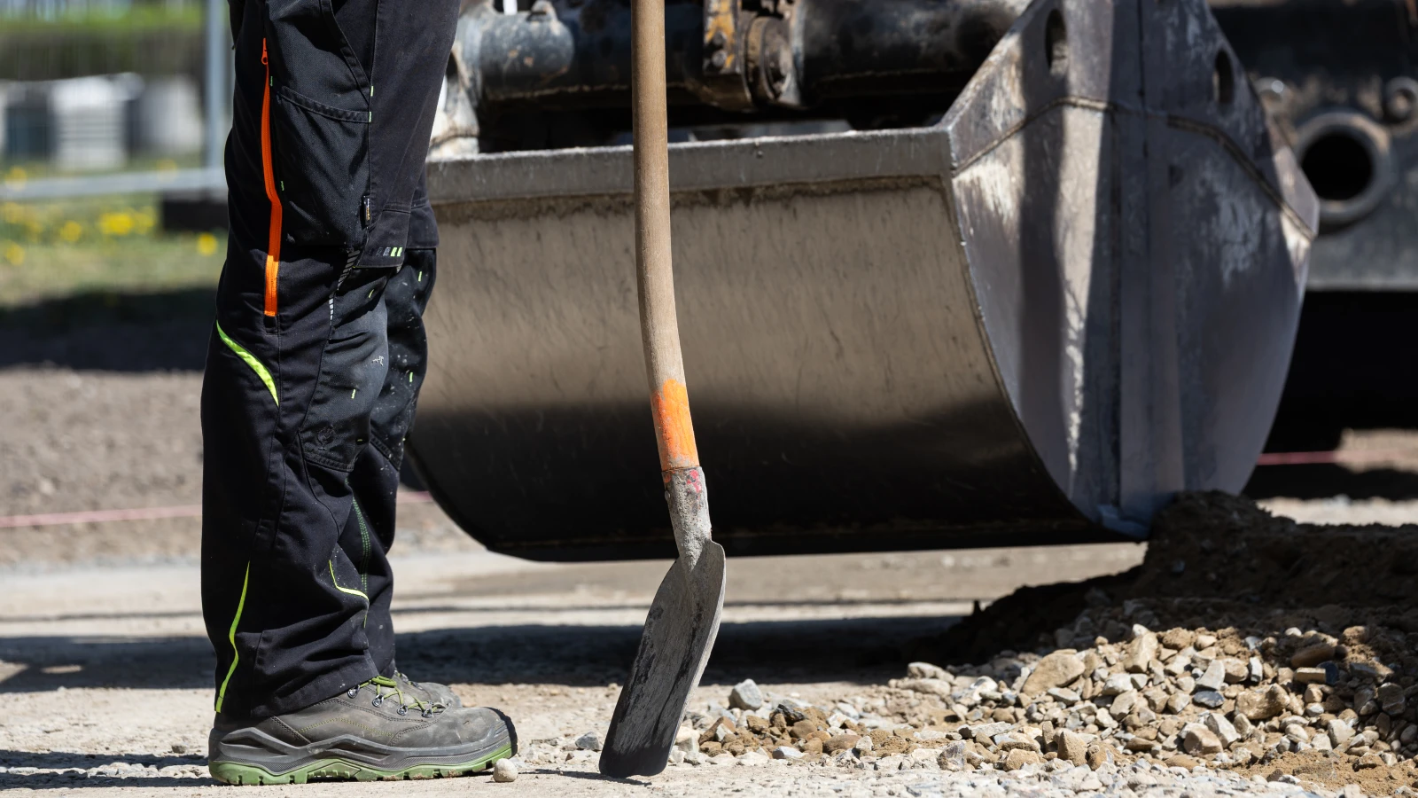 Blumenthal’da yeni ilkokul için inşaat başladı!, © Hannes P Albert/dpa Blumenthal’da yeni ilkokul için inşaat başladı!, © Hannes P Albert/dpa