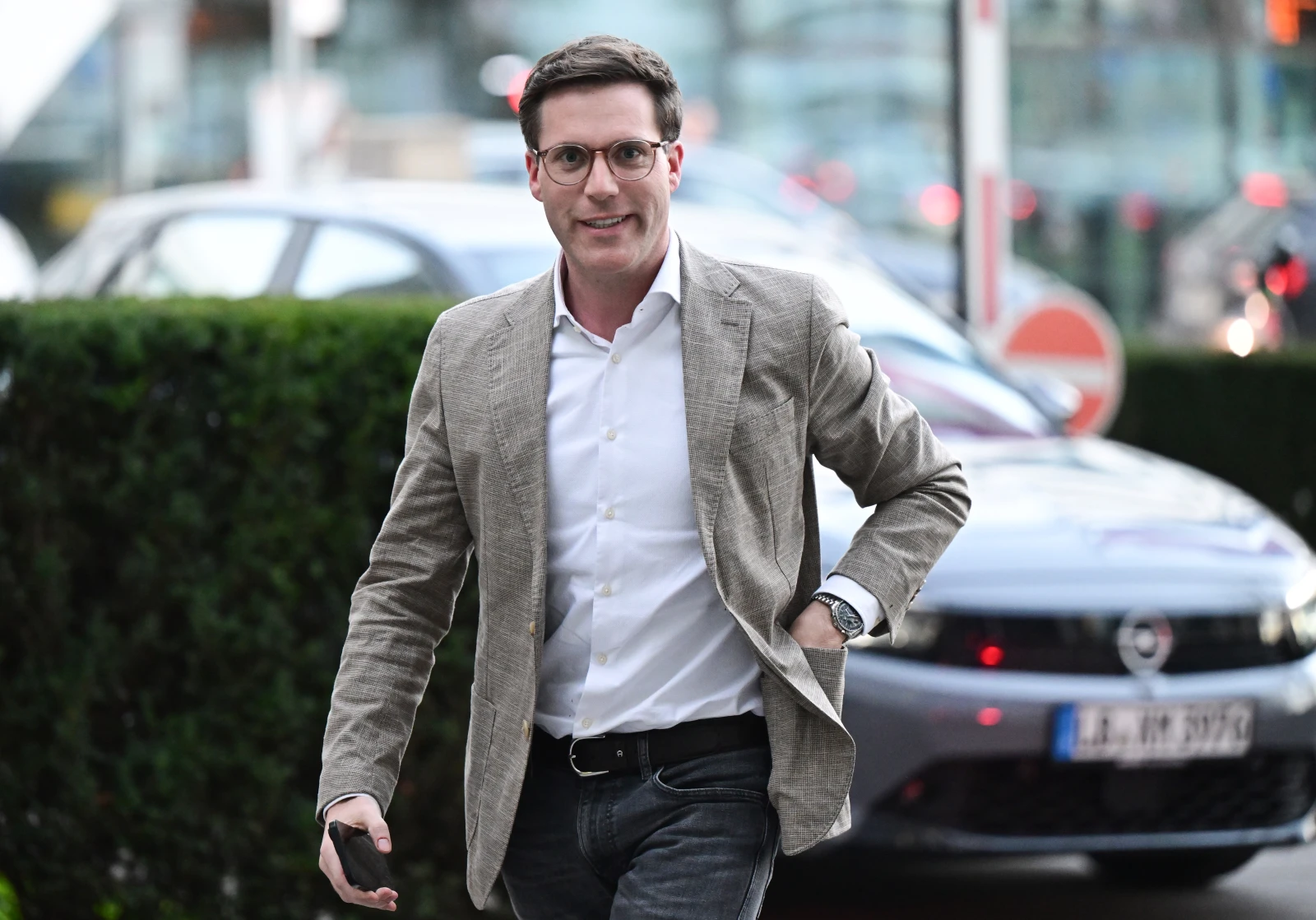 Baden-Württemberg'de Koalisyon Görüşmeleri Başlamadan Gerilim: CDU Sessizliğe Çekiliyor, © Bernd Weißbrod/dpa Baden-Württemberg'de Koalisyon Görüşmeleri Başlamadan Gerilim: CDU Sessizliğe Çekiliyor, © Bernd Weißbrod/dpa