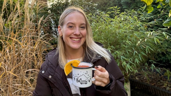 CARAVAB.fm Moderatorin Lynn Kühner hat für euch Hot Aperol  gezaubert, © Lynn Kühner