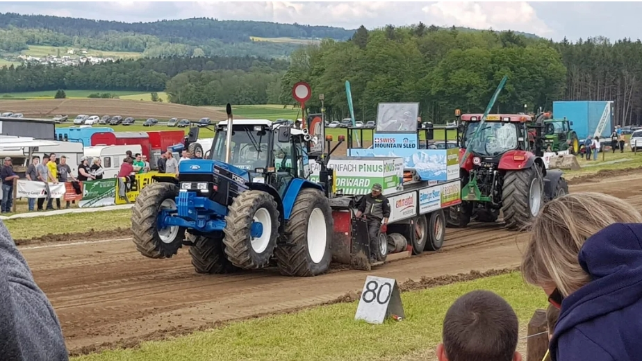 © Tractor Pulling Wyland