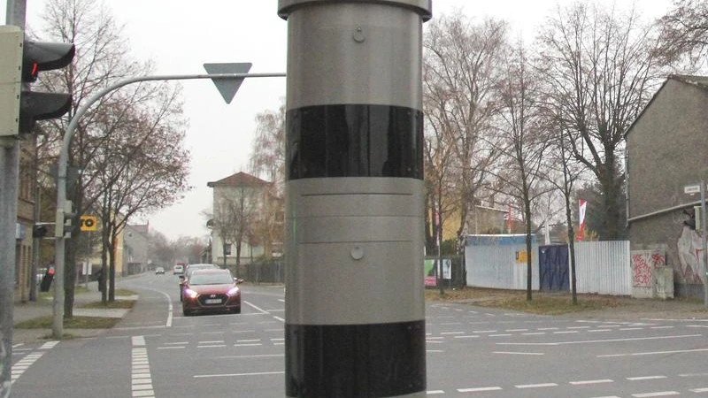 Rhein-Main Bölgesinde Hız Denetimleri: Yüksek Para Cezaları!, © dpa Rhein-Main Bölgesinde Hız Denetimleri: Yüksek Para Cezaları!, © dpa