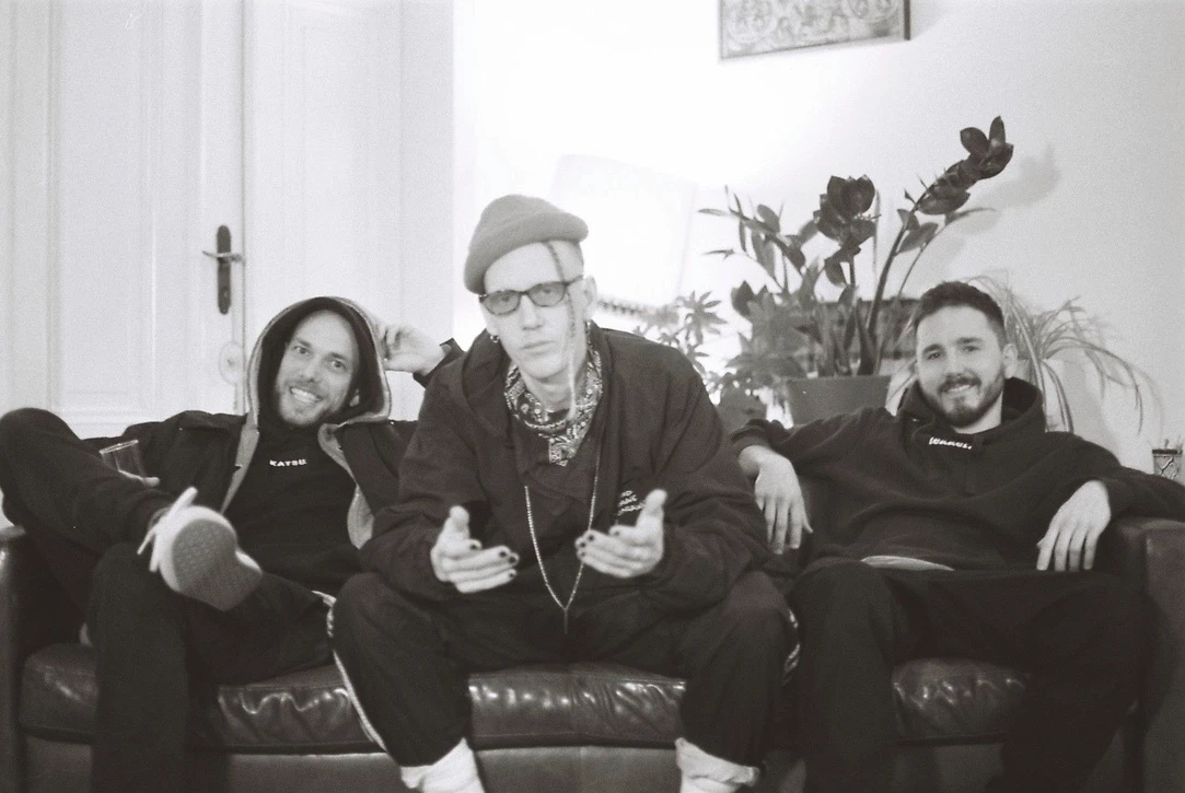 © Photo by Zeitgeist Freedom Energy Exchange © Photo by Zeitgeist Freedom Energy Exchange