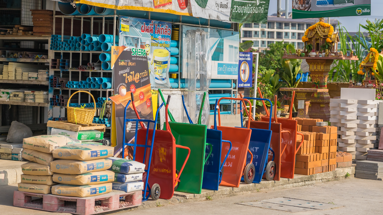 Bad Dürkheim'de İnşaat Ekipmanları Çalındı, © shutterstock