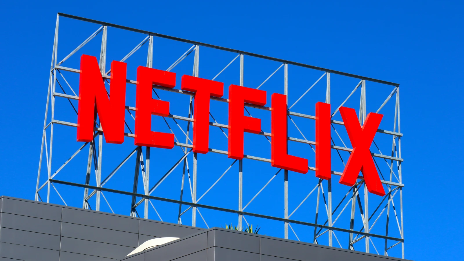 Netflix, Eski Apple TV'ler İçin Desteğini Sonlandırıyor, © shutterstock Netflix, Eski Apple TV'ler İçin Desteğini Sonlandırıyor, © shutterstock