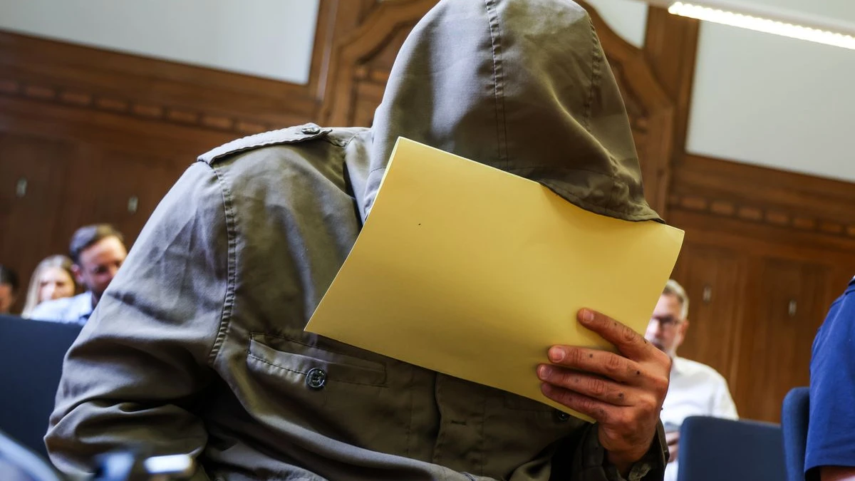 IŞİD'li Eski Üyeye Sert Karar: Almanya’dan Sınır Dışı!, © Julian Stratenschulte/dpa IŞİD'li Eski Üyeye Sert Karar: Almanya’dan Sınır Dışı!, © Julian Stratenschulte/dpa