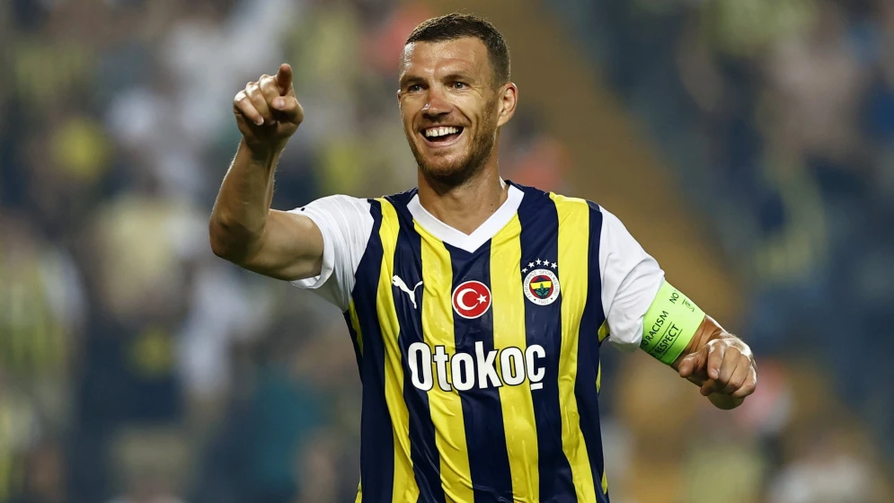 Fenerbahçe’de Dzeko Dönemi Sona Eriyor: Veda Zamanı Geldi!, © transfermarkt.de Fenerbahçe’de Dzeko Dönemi Sona Eriyor: Veda Zamanı Geldi!, © transfermarkt.de
