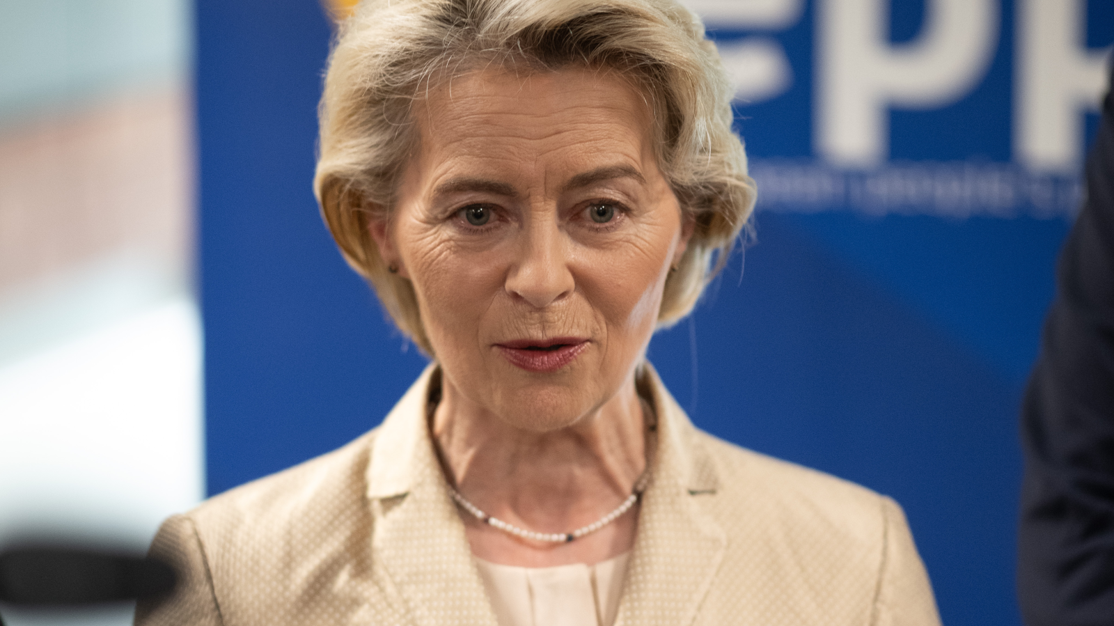 AB Komisyonu Başkanı Ursula von der Leyen Uluslararası Ceza Mahkemesi'ne Şikâyet Edildi , © dpa