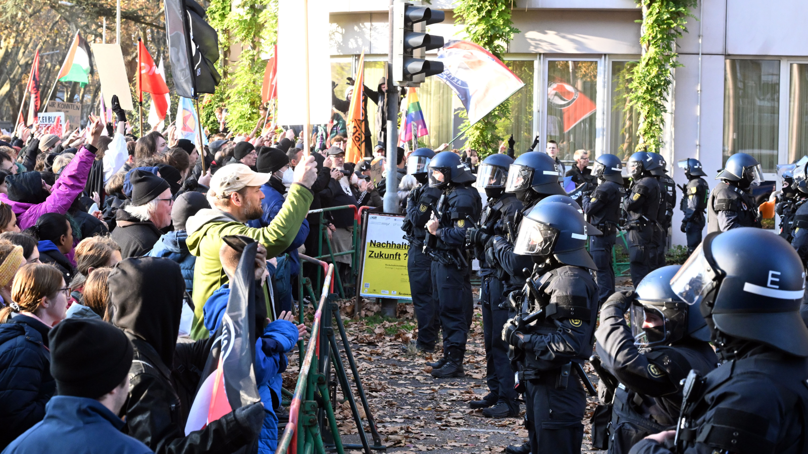 Essen Eylemlerle Karıştı!, © dpa