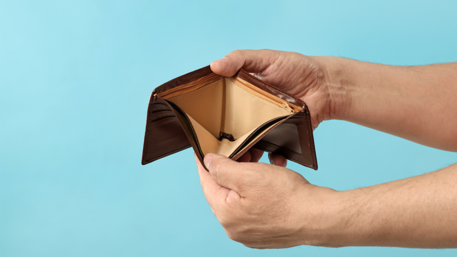 Kuzey Hessen'de Mali Çöküş Endişesi: İlçeler Alarmda, © shutterstock