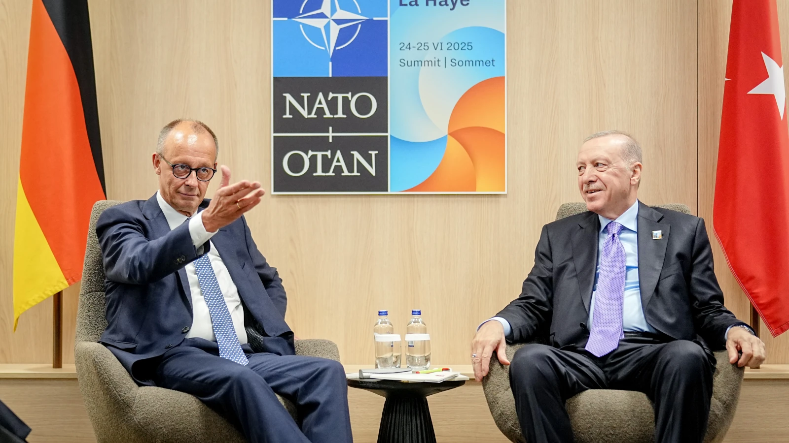 Merz Ankara Yolunda: Türkiye Ziyaretinde Hassas Denge Arayışı, © Kay Nietfeld/dpa Pool/dpa Merz Ankara Yolunda: Türkiye Ziyaretinde Hassas Denge Arayışı, © Kay Nietfeld/dpa Pool/dpa