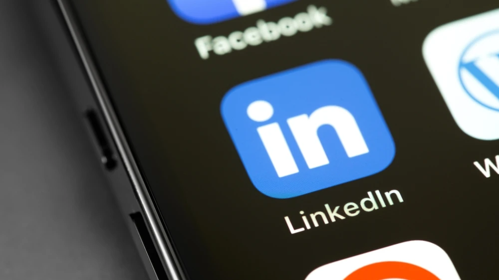 LinkedIn sayfaları için yeni özellik geliyor!, © shutterstock LinkedIn sayfaları için yeni özellik geliyor!, © shutterstock