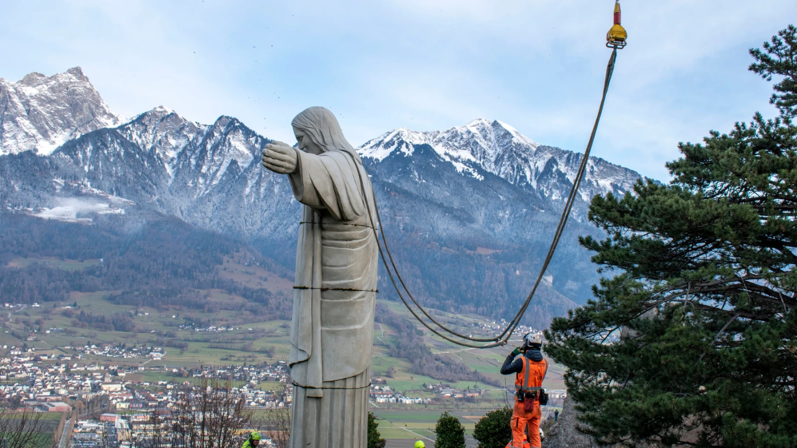 Cristo-Statue in Bad Ragaz ist nicht mehr, © Severin Meili / wundo.ch Cristo-Statue in Bad Ragaz ist nicht mehr, © Severin Meili / wundo.ch