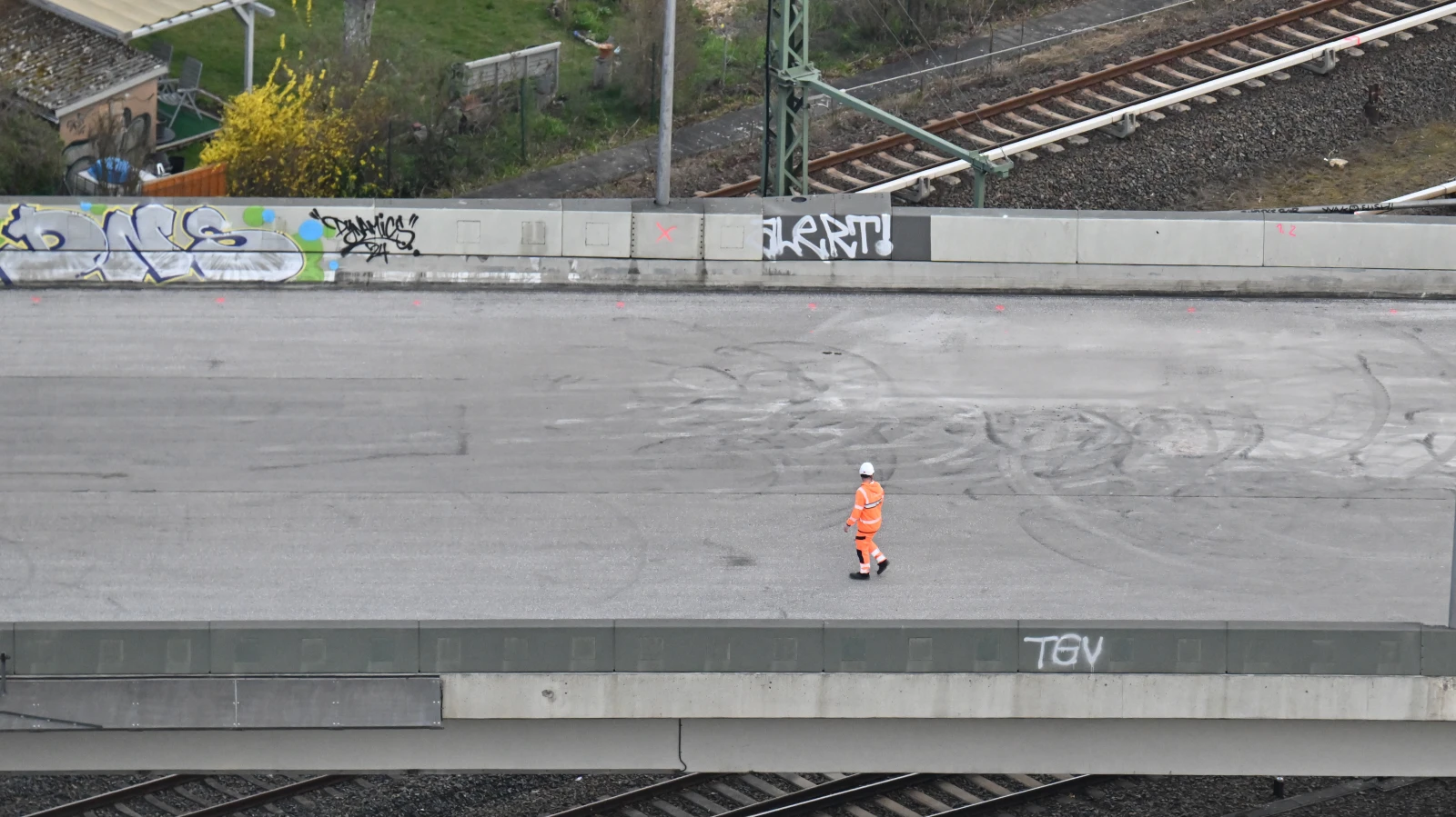 Ringbahn Köprüsünün Kaç Şeritli Olacağı Tartışılıyor!, © Sebastian Gollnow/dpa Ringbahn Köprüsünün Kaç Şeritli Olacağı Tartışılıyor!, © Sebastian Gollnow/dpa