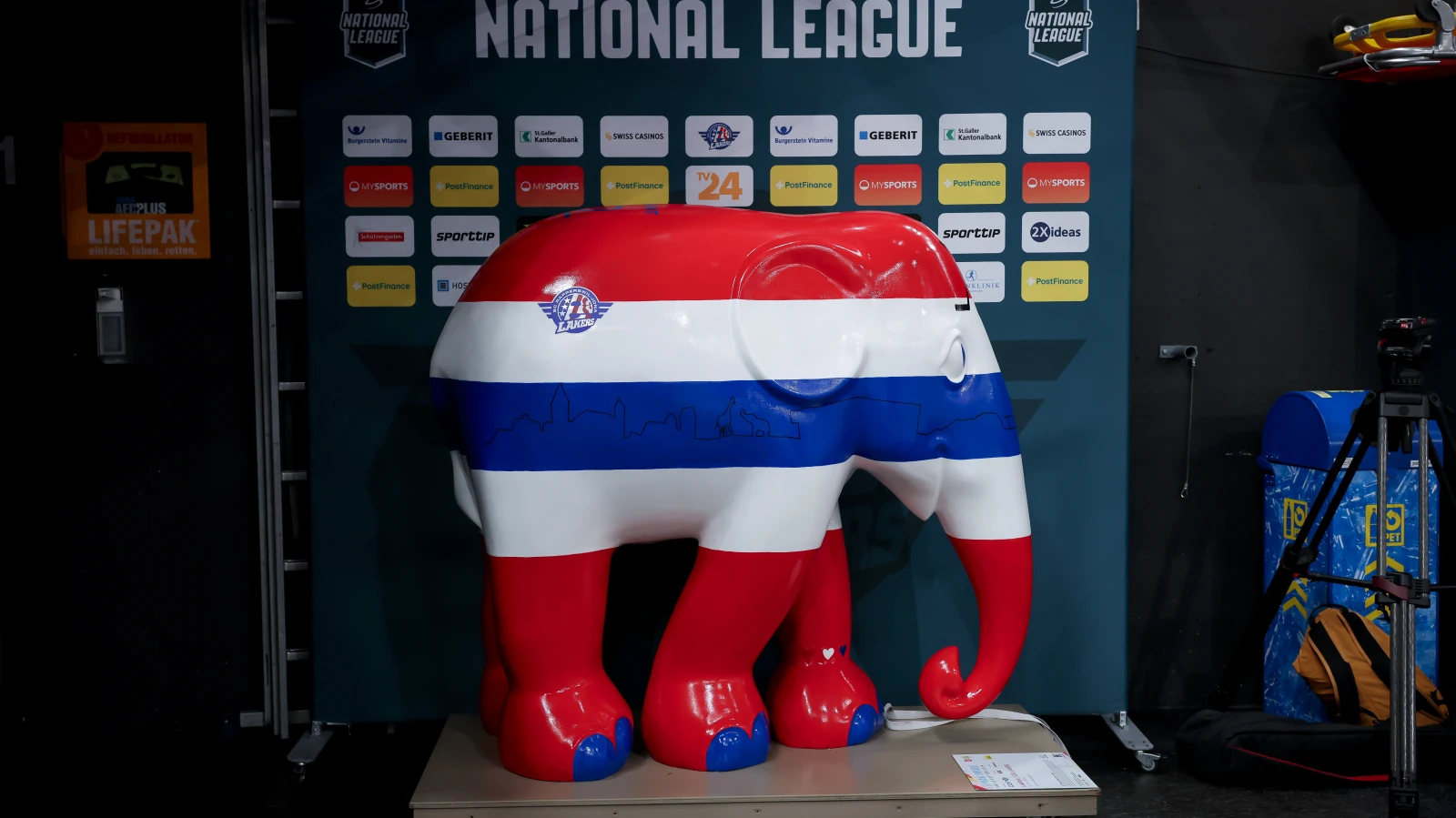 Zug hält Lakers auf Distanz, © Keystone / Christian Merz / Symbolbild Zug hält Lakers auf Distanz, © Keystone / Christian Merz / Symbolbild