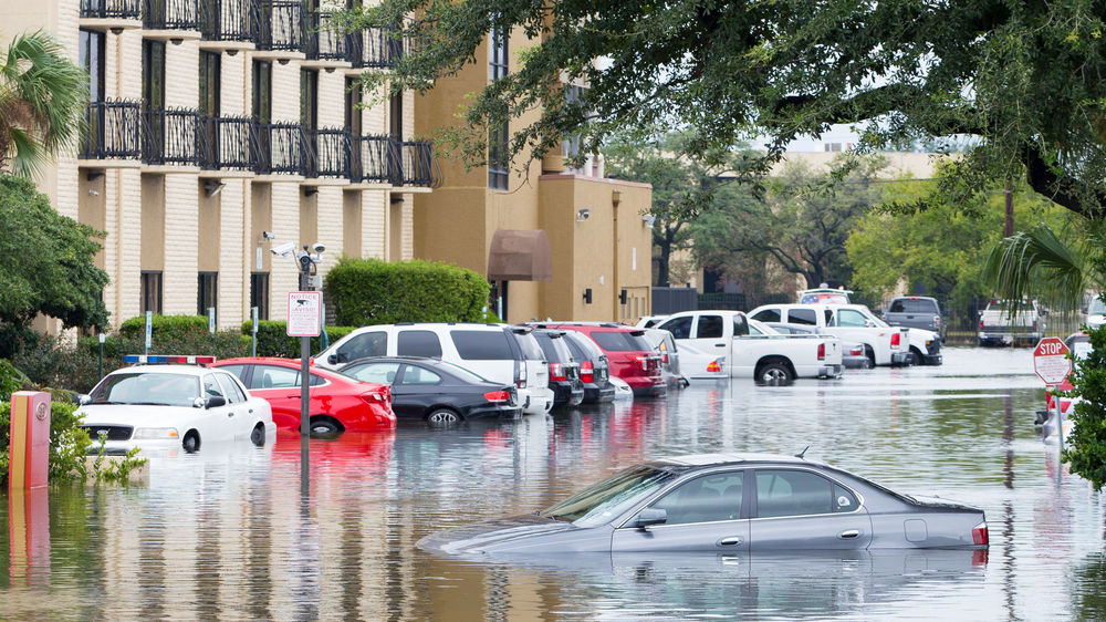 Bazı yerlerde sel tehdidi sürüyor!, © shutterstock