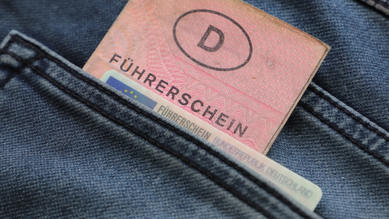 Ehliyet Sınavında Değişiklik: Ekim Ayında Neler Geliyor?, © shutterstock