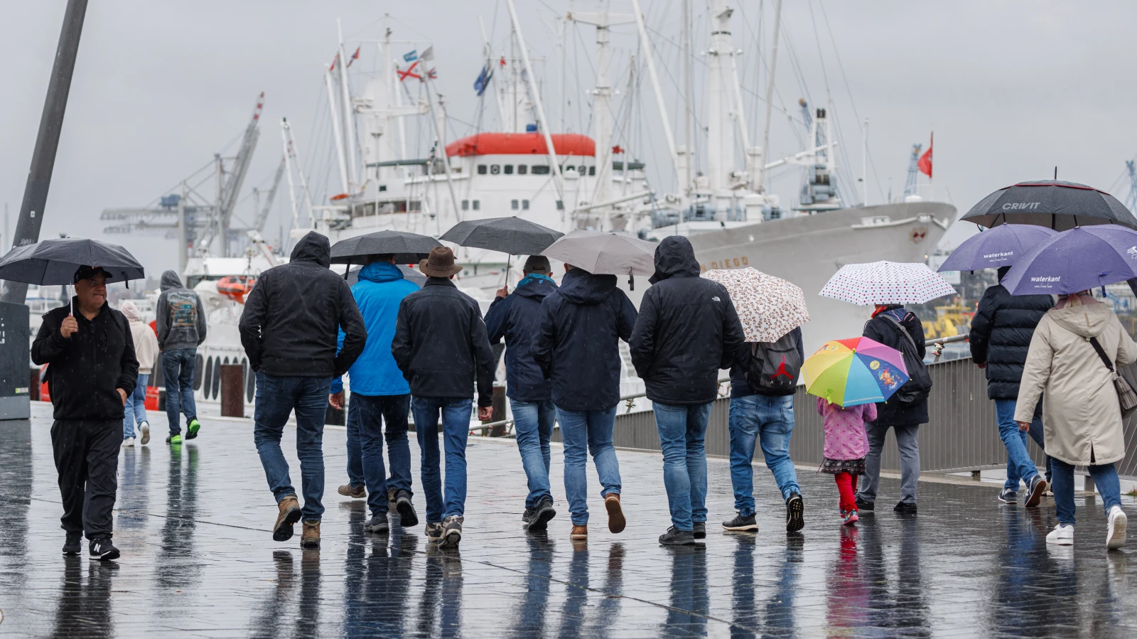 Almanya’da bugün şiddetli fırtına yolda, © dpa Almanya’da bugün şiddetli fırtına yolda, © dpa