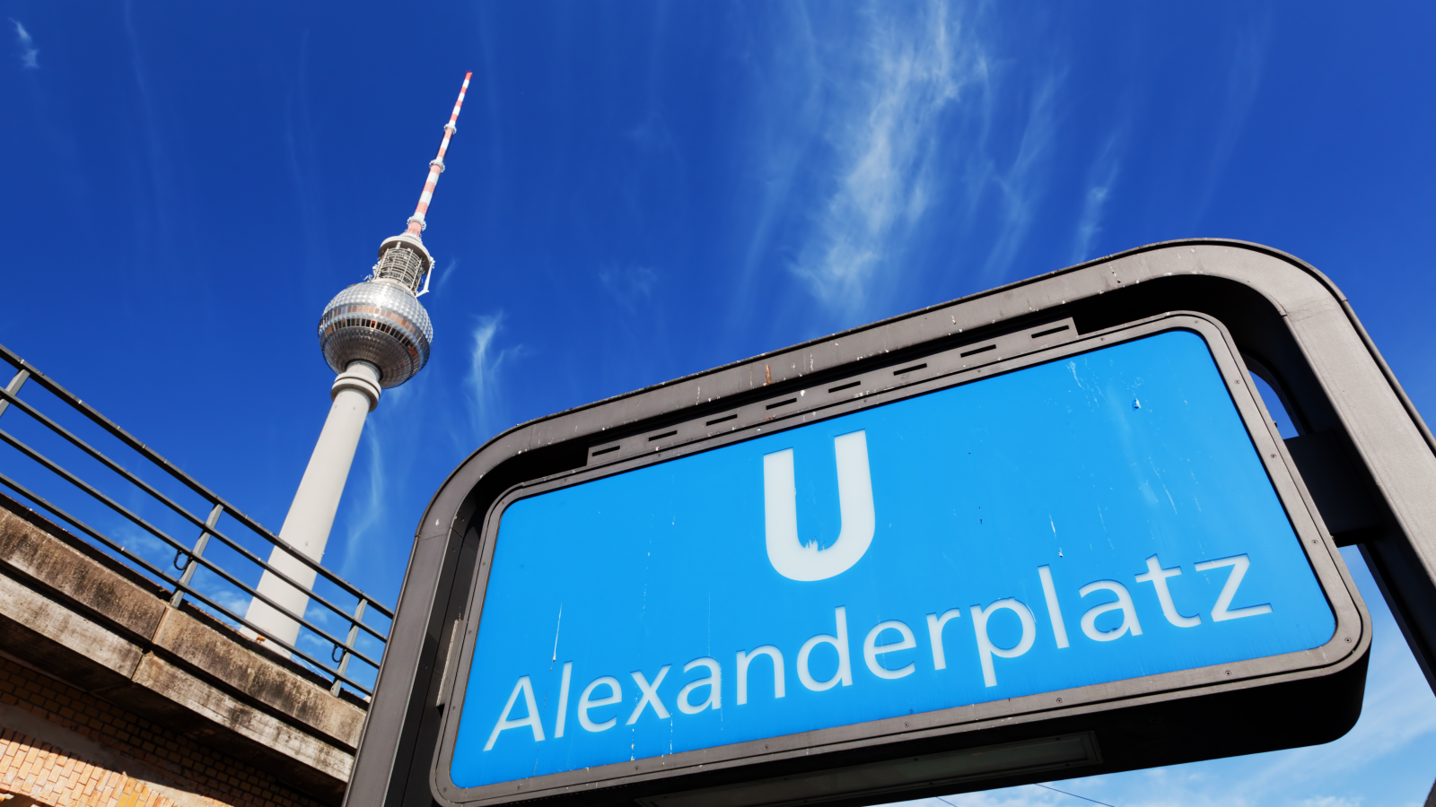 Berlin’de Genişleyen Silah Yasağı Ne Anlama Geliyor?, © shutterstock