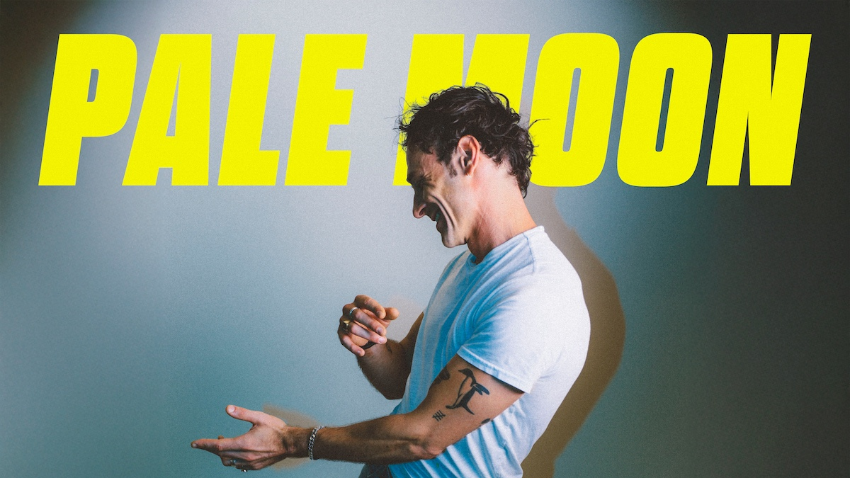 SAM HIMSELF, Pale Moon, © Backseat