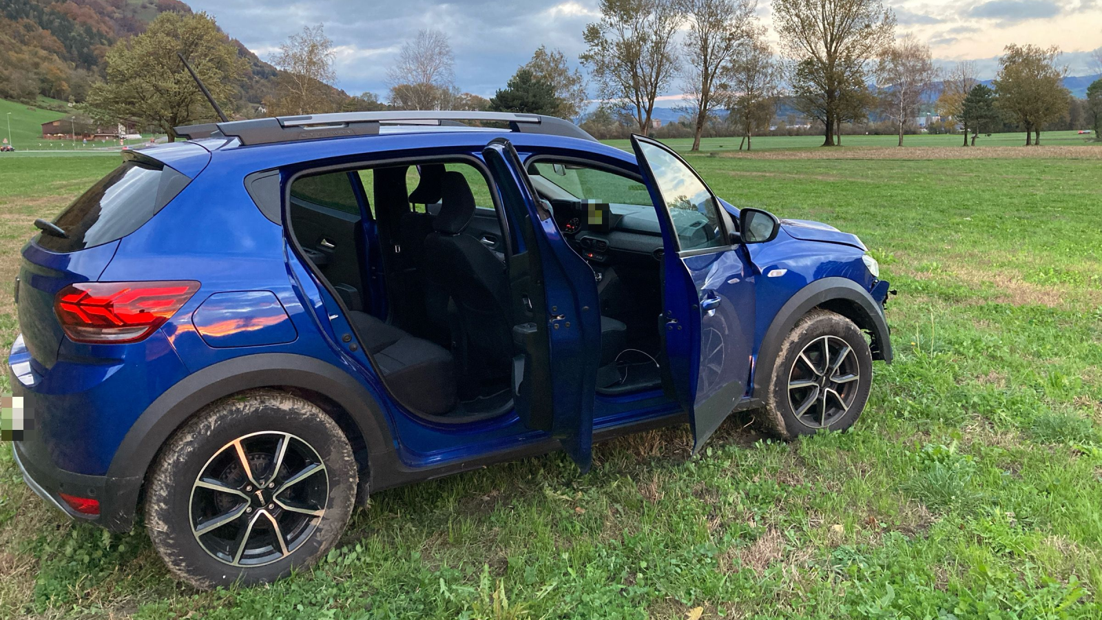 Glarus Unfall Verkehr Polizei ÖV Fahndung, © Kantonspolizei Glarus